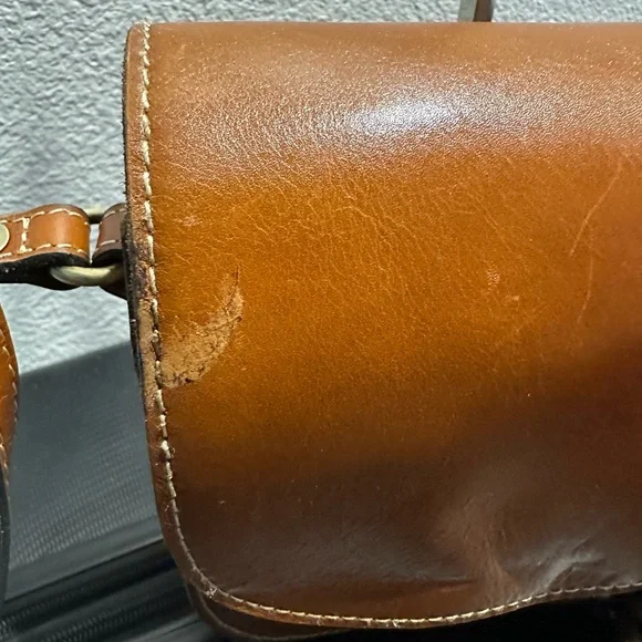 Patricia Nash Tan Leather Shoulder Bag - Picture 13 of 13